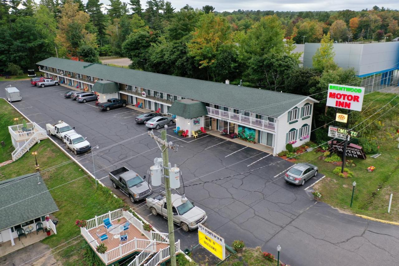 Brentwood Motor Inn Marquette Exterior photo